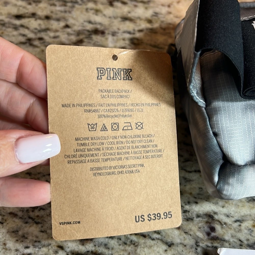 NEW ๐ Victoriaโs Secret PINK Packable Backpack & UNDER ARMOUR Workout headbands - Picture 10 of 11